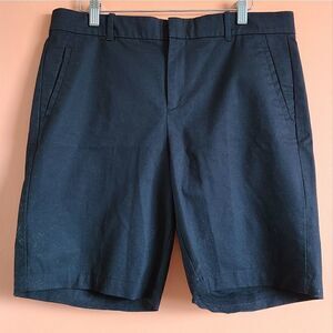 Dockers Khaki Shorts – Black, Size 34